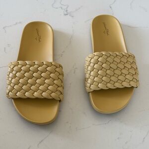 Universal Thread Braided Slide Sandals – Size 6.5